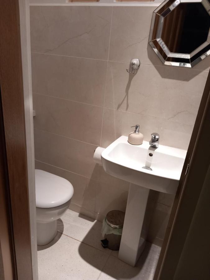 Luxury Holiday Home, Near Beach Southend-on-Sea Eksteriør bilde